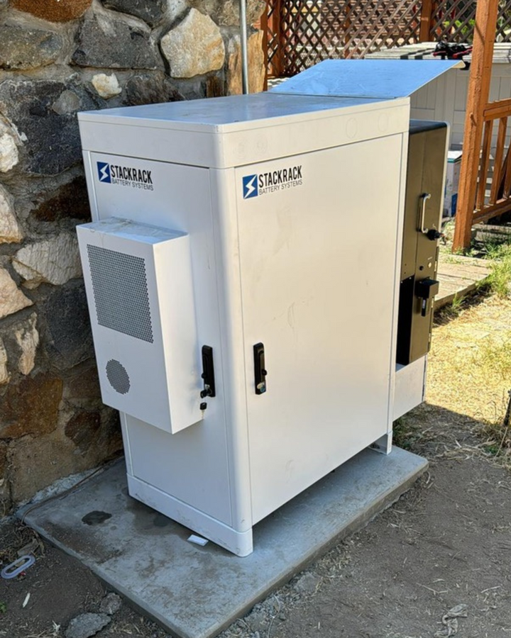 SRB6 Battery Cabinet | Up to 30 kWh | Outdoor-rated | Floor-Mount ...